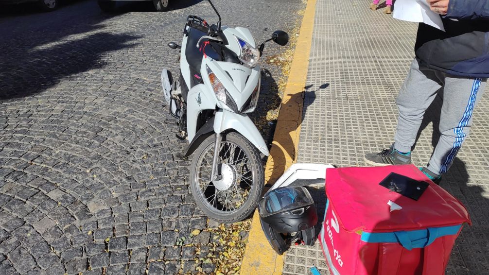 Un menor resultó herido tras ser atropellado por una moto