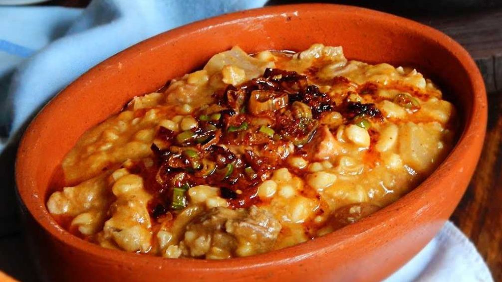 Los 50 y Uncas preparan locro para recaudar fondos para sus actividades deportivas