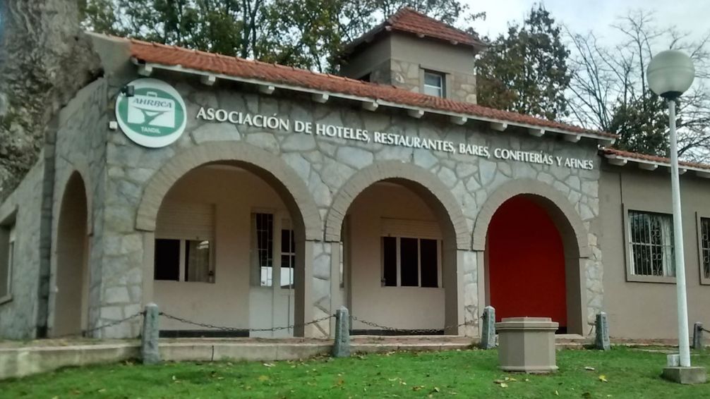 Hoteleros y gastronómicos dicen que reforma  en el cálculo de sentencias por juicios laborales es un "golpe durísimo a las PYMES"