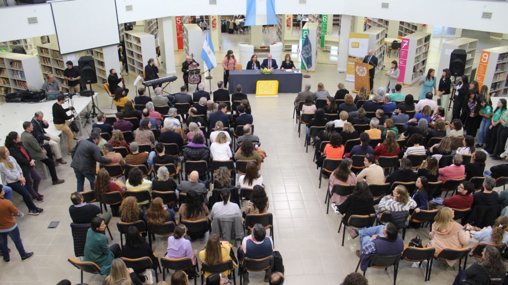 La Facultad de Ciencias Humanas celebró su 60º aniversario