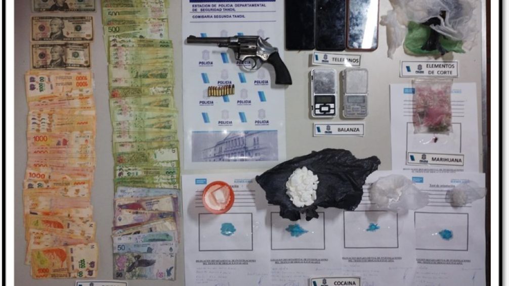 Dos detenidos por venta de drogas