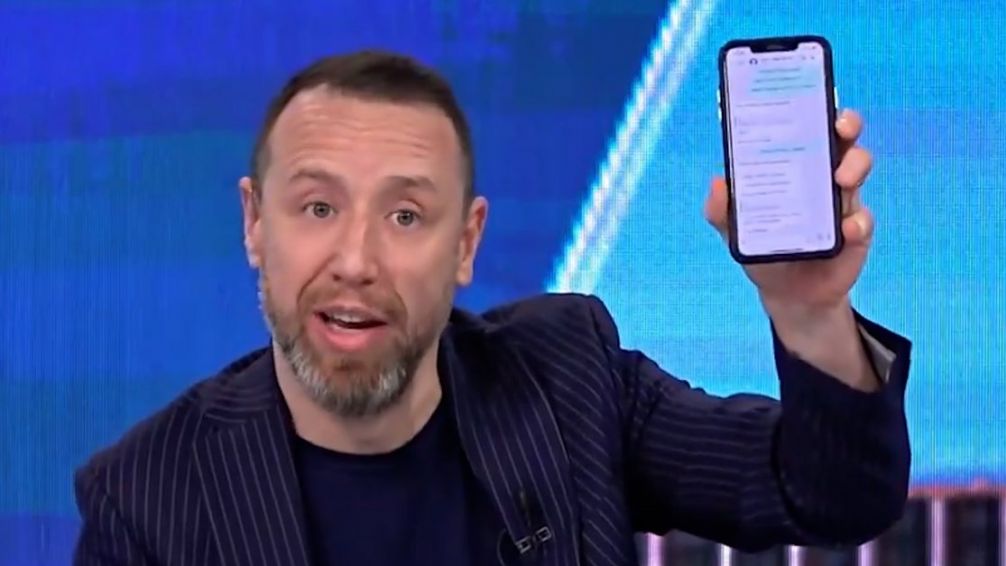 El periodista Facundo Pastor denunció que recibió amenazas en vivo desde un teléfono de Tandil