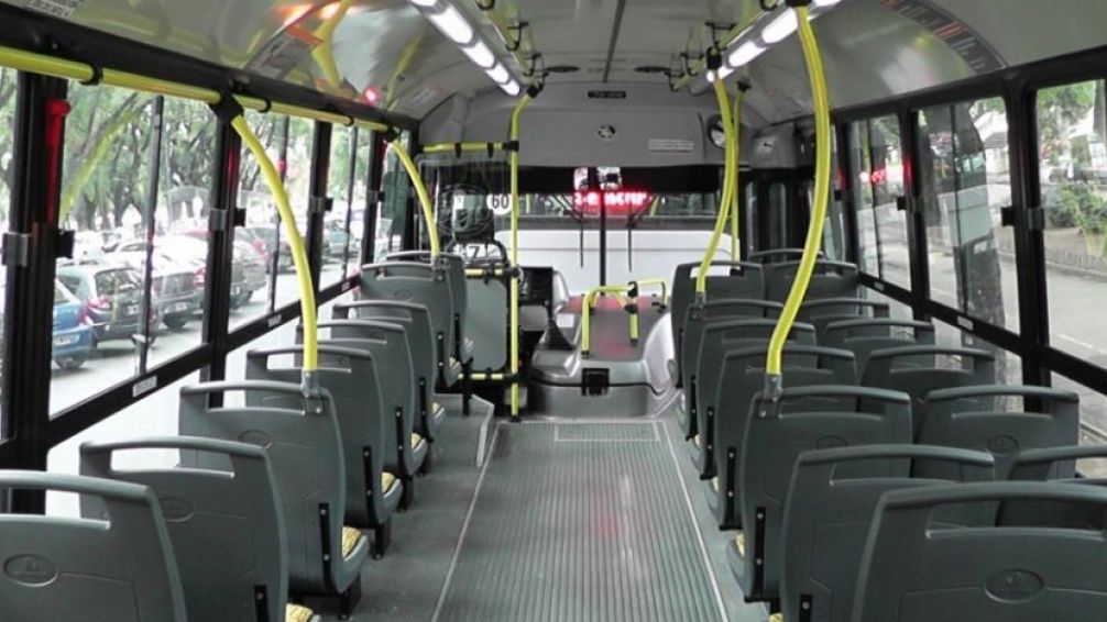 Kicillof anunció un subsidio transitorio para el transporte del interior