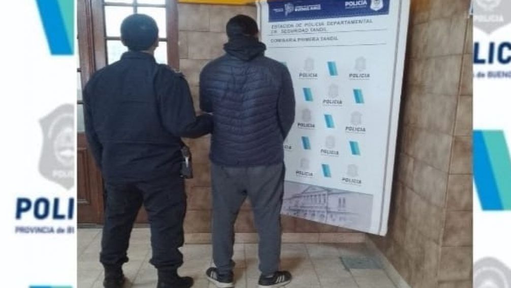 Se detuvo a un hombre por hurto y se verificó que ya tenía pedido de captura activa