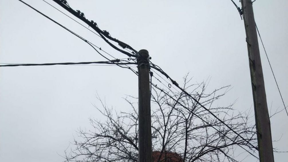 Se robaron 25 metros de cable en calle Trabajadores Municipales al 2000