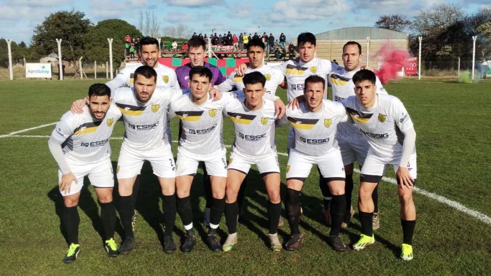 Santamarina ganó y se clasificó