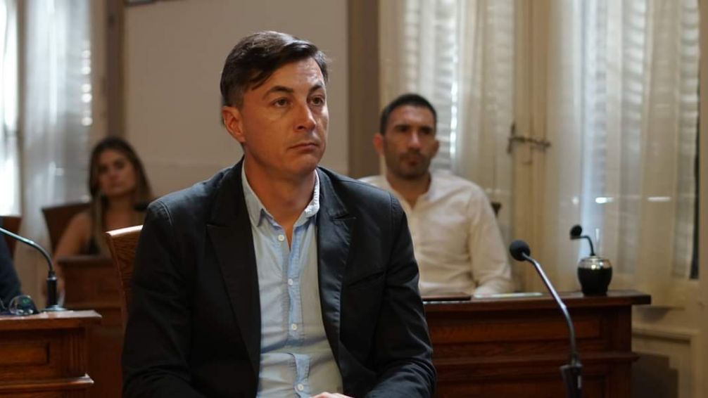 Darío Mendez: "El Municipio no puede seguir postergando la ejecución de una política seria, masiva y eficiente de reciclaje"