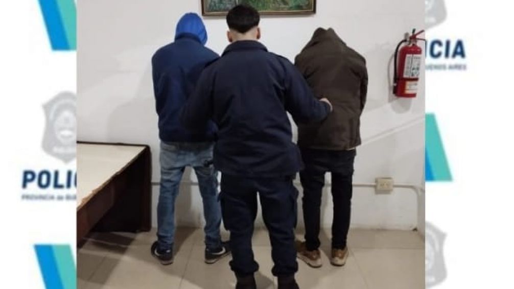 Dos aprehendidos por el robo de una bicicleta
