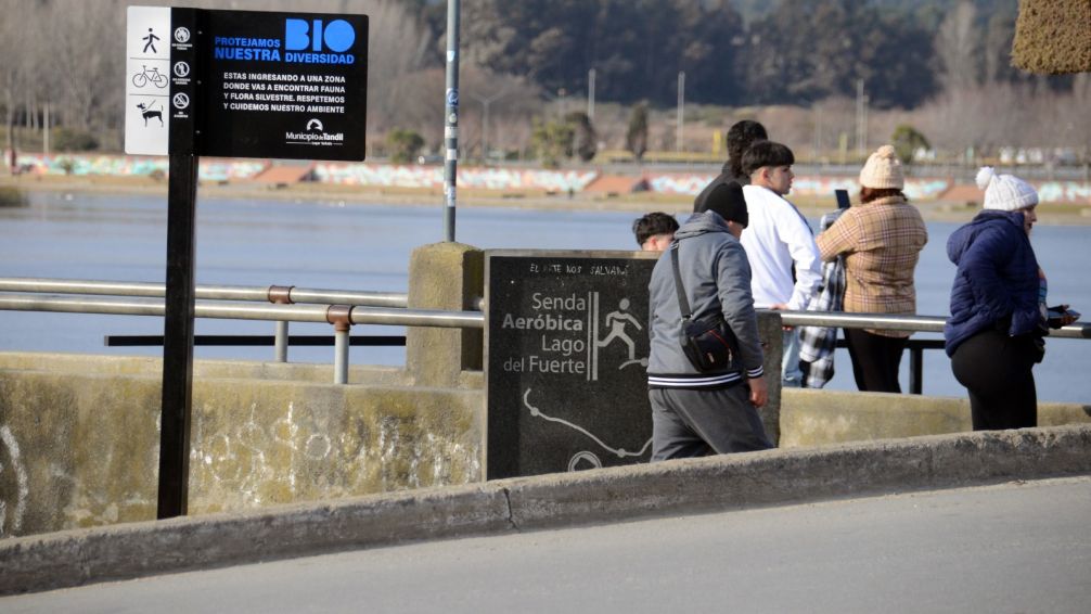 Colocaron cartelería en el Lago sobre el cuidado y respeto a la Fauna Silvestre