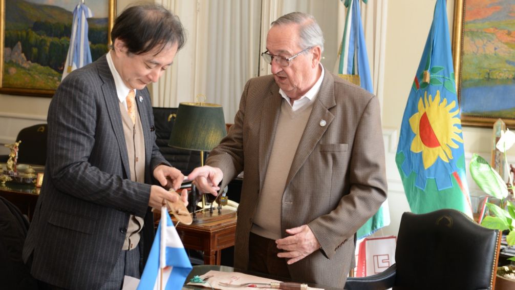 El intendente Miguel Lunghi recibió la visita del Embajador de Japón, Yamauchi Hiroshi