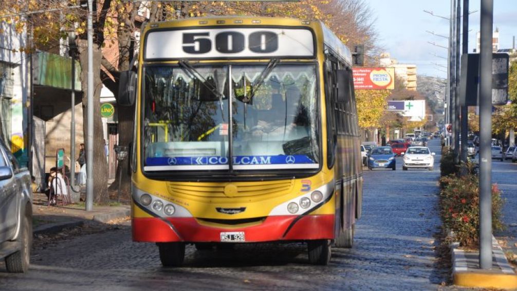 No acordaron la paritaria y los choferes de micros no saldrán a trabajar el miércoles