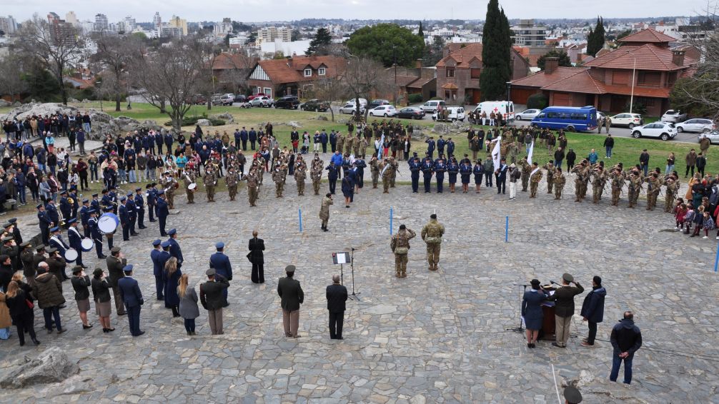 Se realizó el acto por el 174º aniversario del fallecimiento de José de San Martín
