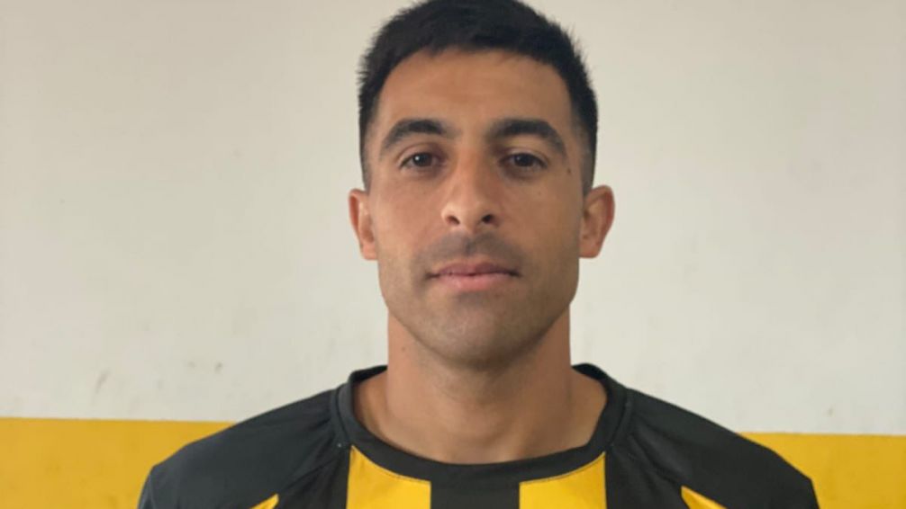 Operaron a Agustín Jara por la fractura de mandíbula que sufrió en el partido ante Villa Mitre