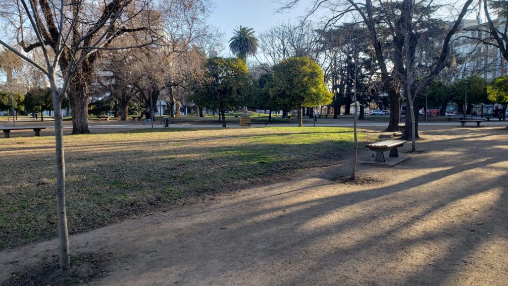 Se avanza con diferentes trabajos en la Plaza Independencia