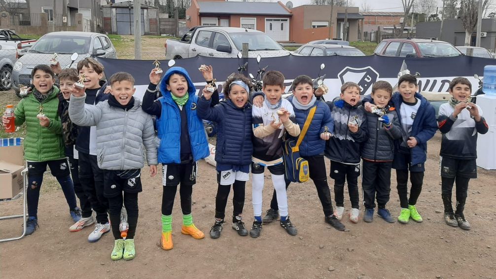Juventud Unida realizó la octava edición del Encuentro Regional de Baby Fútbol
