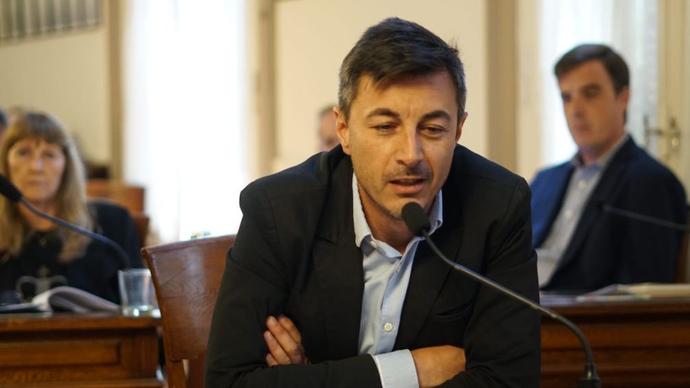 Darío Méndez: "Aprobamos un paso más en la gestión eficiente del deporte en las Sierras"