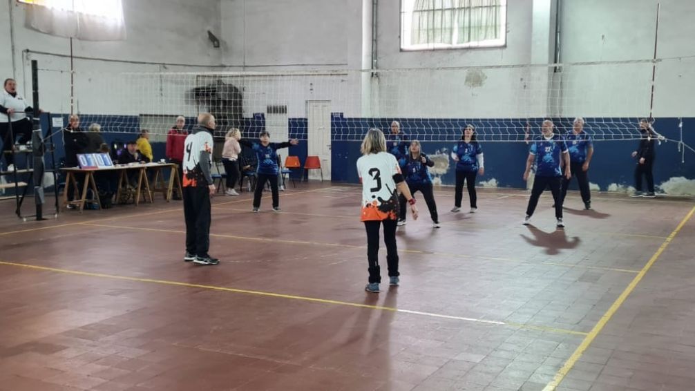 Con la presencia de representativos de la zona, se realizó un Encuentro de Newcom