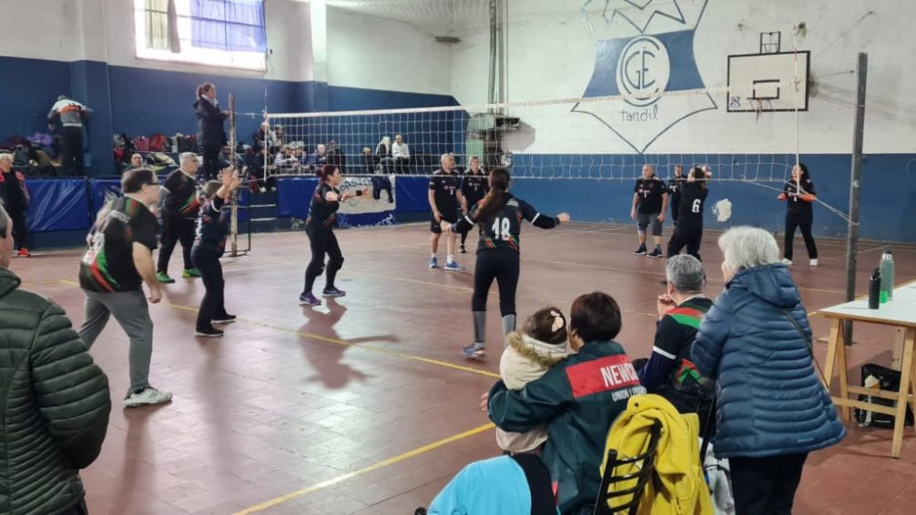 Con la presencia de representativos de la zona, se realizó un Encuentro de Newcom