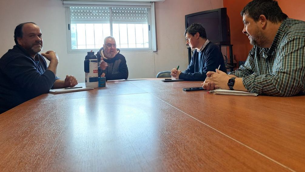 Sindicato y Ejecutivo acordaron una suma de dinero fija al básico, como aumento paritario