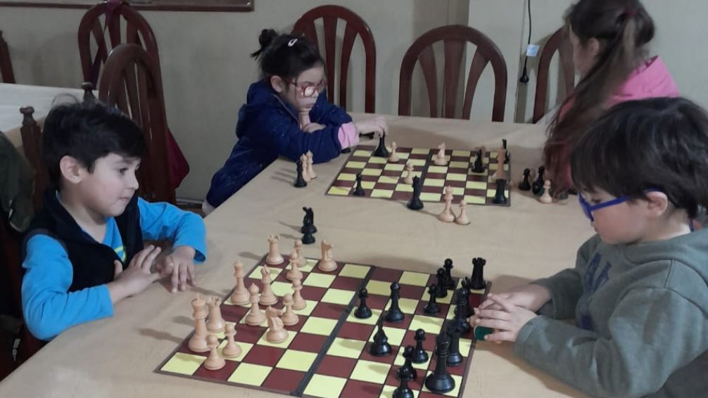 Ajedrez: se disputó el Torneo Día del Niño