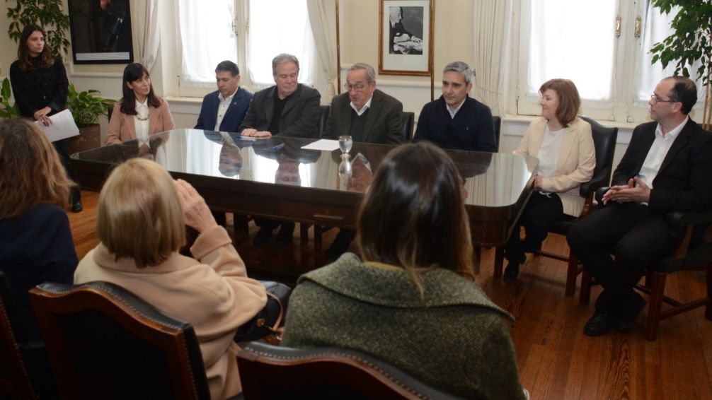 El intendente Lunghi puso en funciones a los nuevos integrantes de su equipo de Gobierno