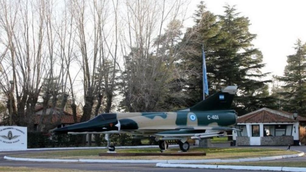 Se recibieron 13 ofertas en licitación para que la VI Brigada Aérea reciba los F-16 