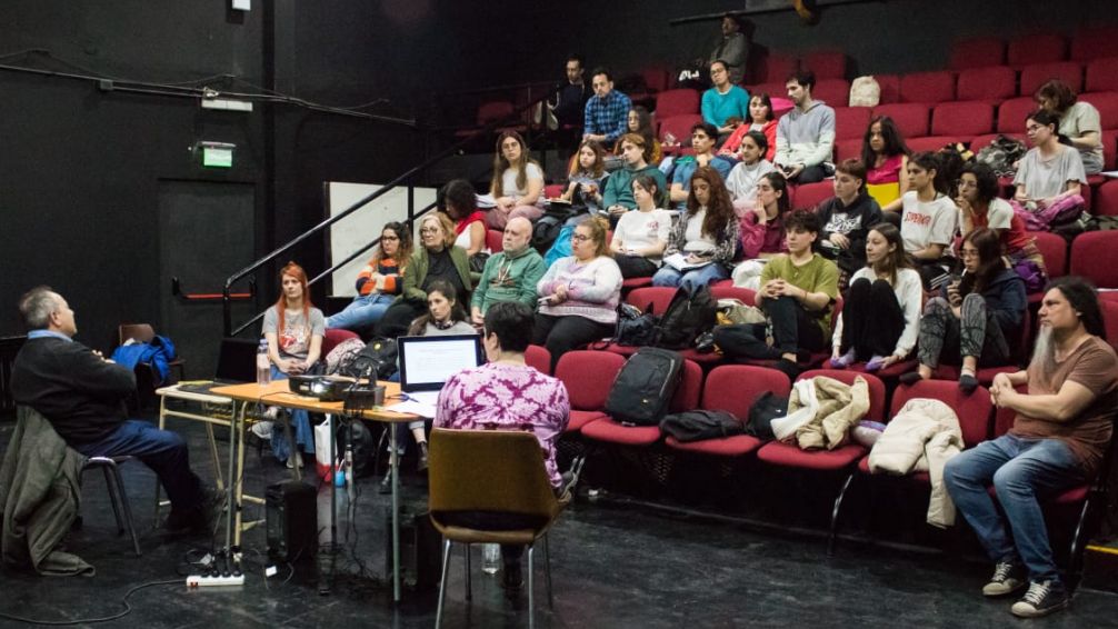 La Facultad de Arte lleva a cabo un ciclo de Sensibilización y formación de nuevos públicos