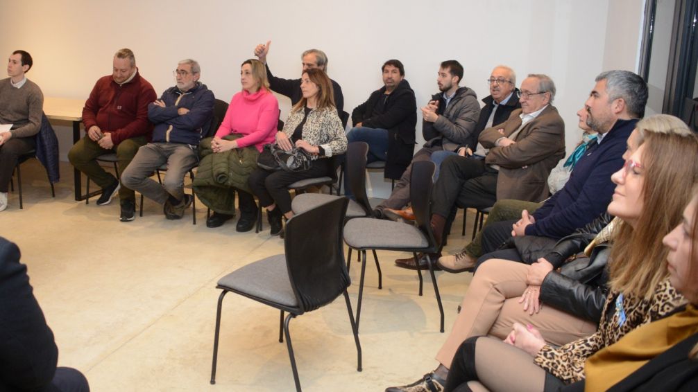 Lunghi pidió a empresarios seguir trabajando juntos "para sostener el desarrollo de la ciudad"