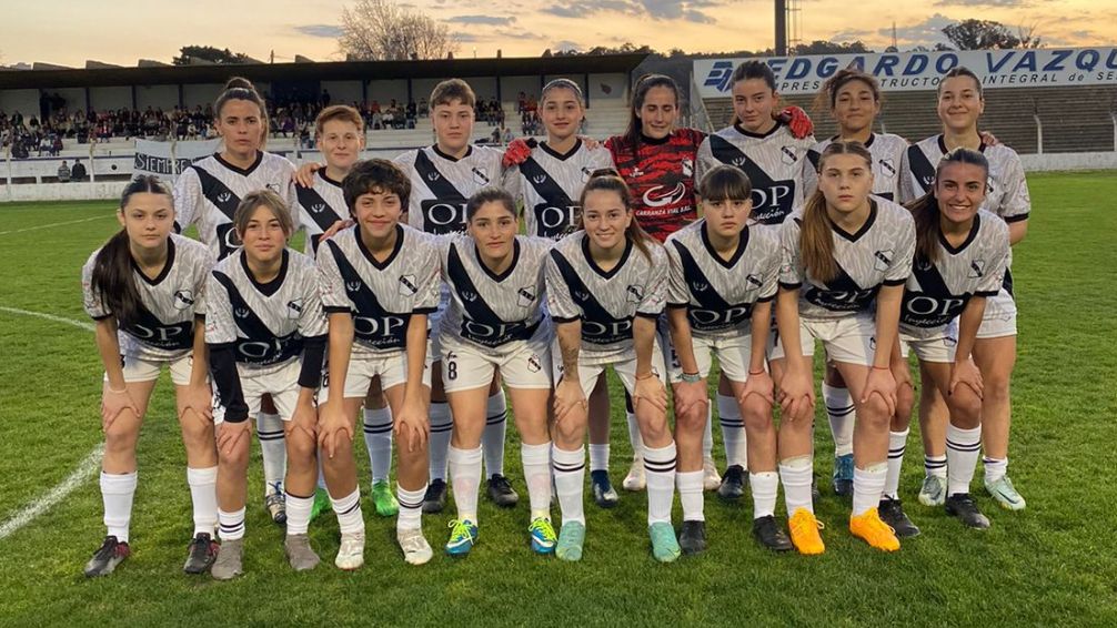 Juventud Unida se aseguró la final en el Cuadrangular de fin de año