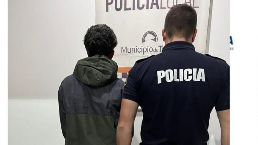 Aprehendieron a un hombre con antecedentes luego de un hurto en local comercial
