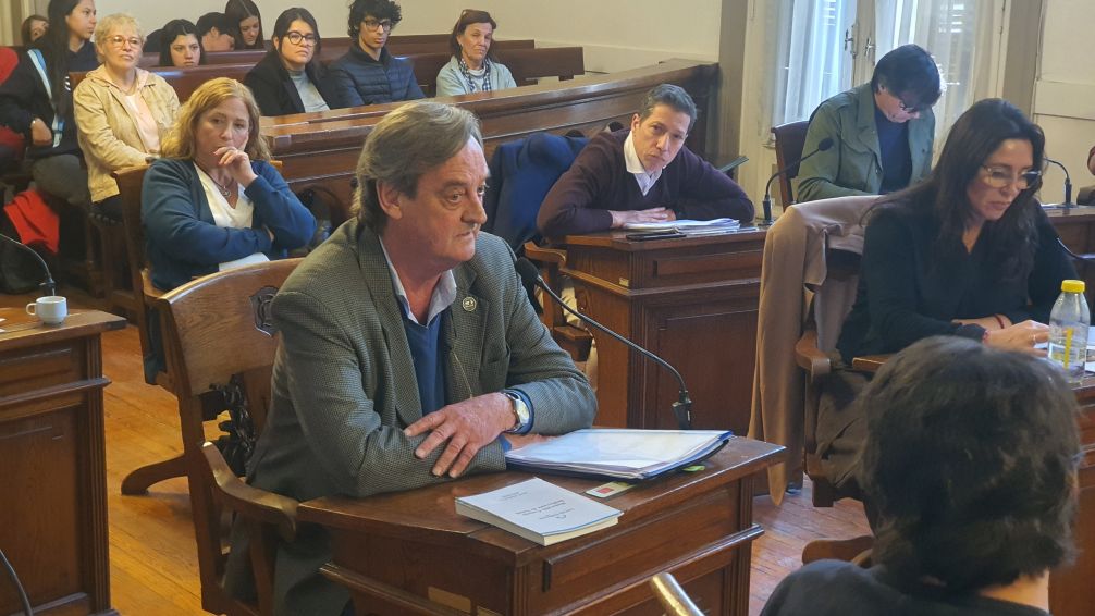 Juan Pablo Frolik respondió cuestionamientos y cargó contra ediles de la oposición