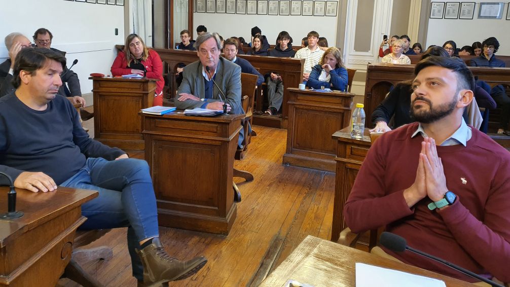 Juan Pablo Frolik respondió cuestionamientos y cargó contra ediles de la oposición