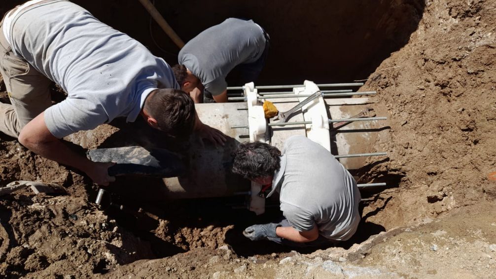  Se repararon las cañerías y habilitaron el tránsito vehicular en la avenida Santamarina