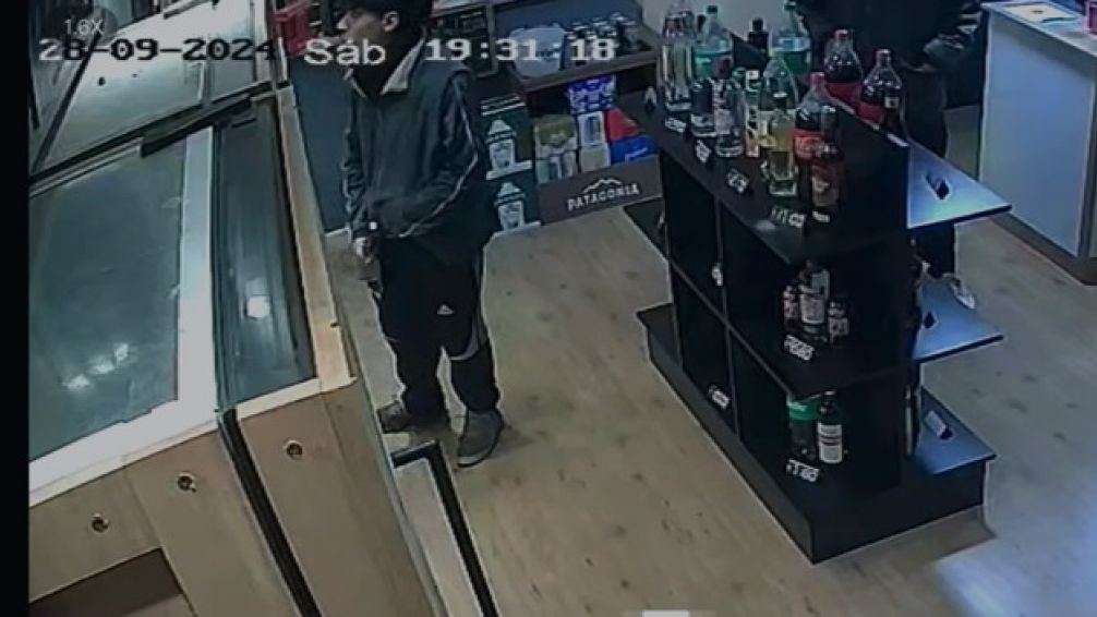 Robaron en una tienda de bebidas