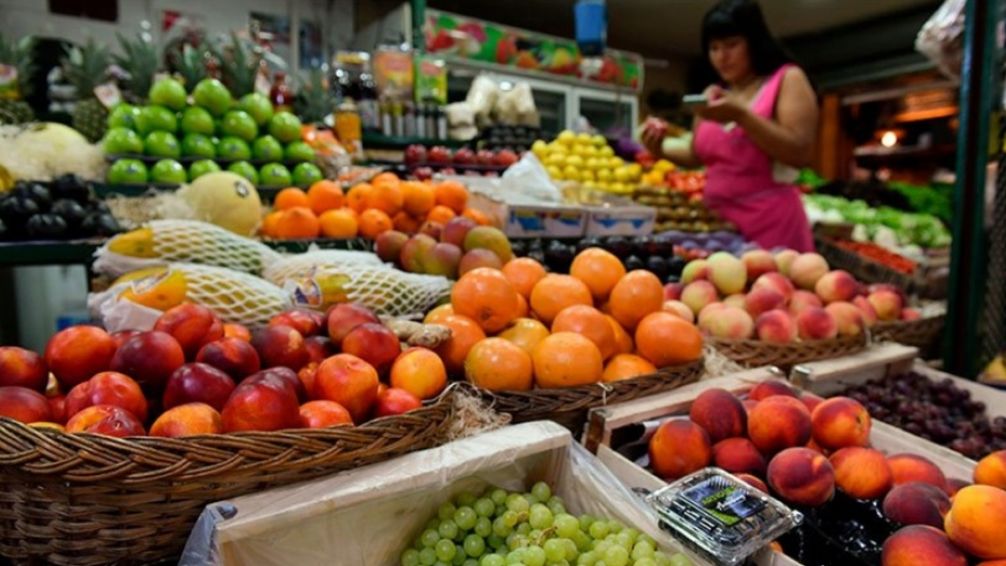 Bajaron las frutas, legumbres y hortalizas y subieron el vino y la cerveza