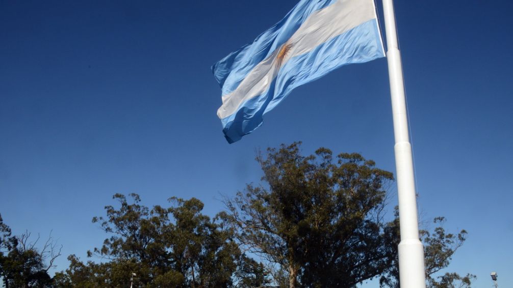 "Nuestra Bandera es el símbolo de todo lo que nos une"