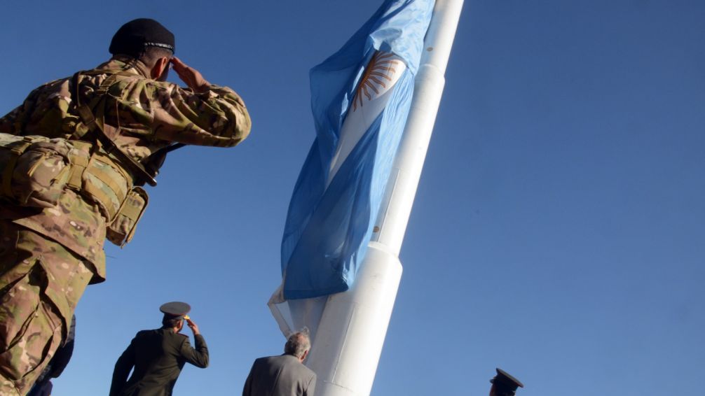 "Nuestra Bandera es el símbolo de todo lo que nos une"