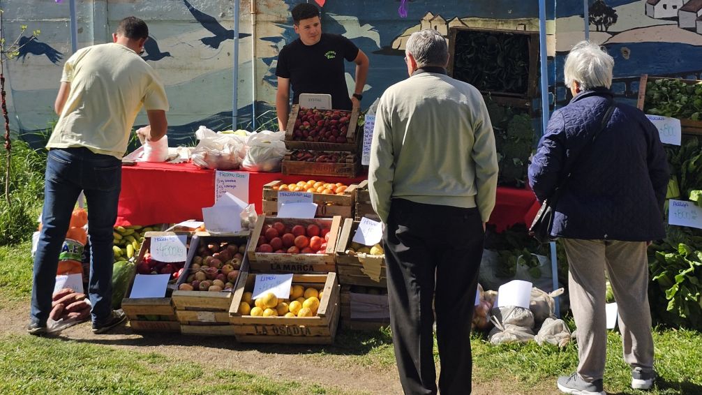 Este viernes el Mercado Alimenticio Barrial estará en la Plaza Ardiles