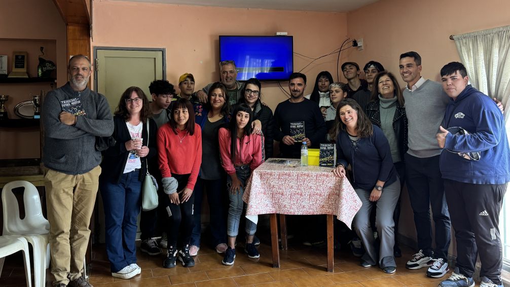 Charla abierta y presentación del libro: "Tragedias del fútbol amateur"