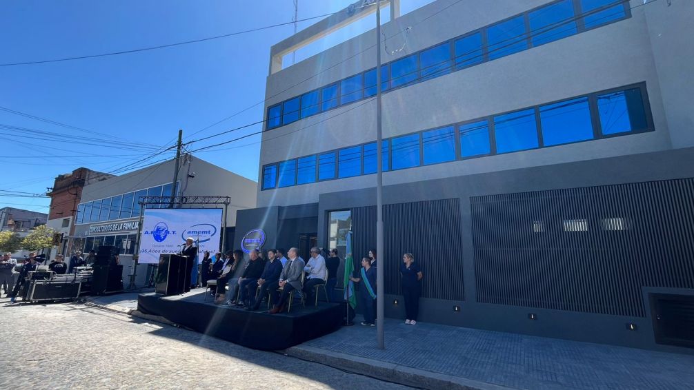 AMEMT inauguró la primera parte de su nuevo edificio de salud