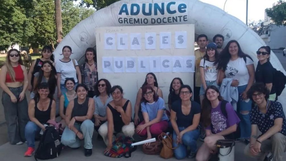 Este miércoles habrá paro en escuelas bonaerenses y universidades