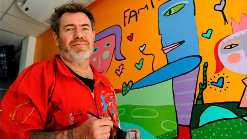 Milo Lockett y Manuel Paz llegan a Tandil para pintar junto a niñas y niños una bandera de cien metros