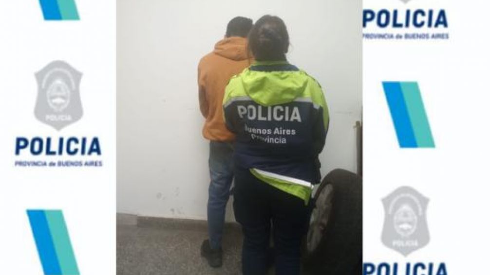 Robaron dos motocicletas: lograron recuperar una