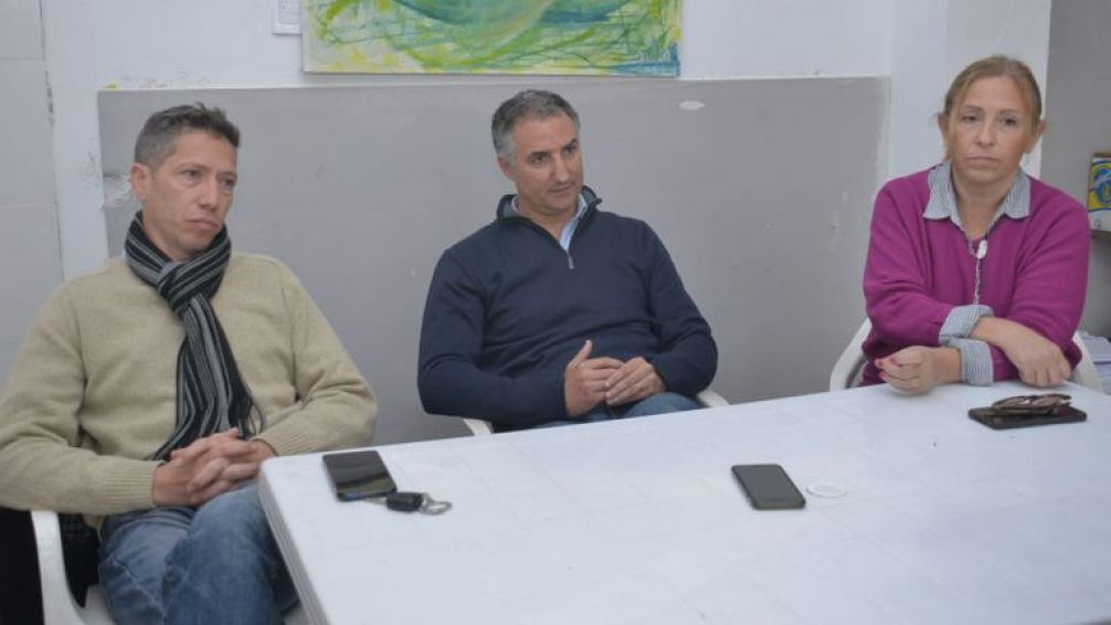 Ediles de La Libertad Avanza piden retirar de los colegios material con contenido sexual