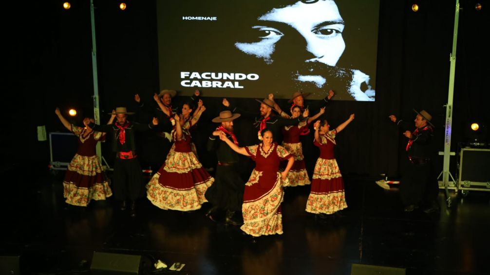 El Instituto Cultural de la Provincia rindió homenaje a Facundo Cabral 