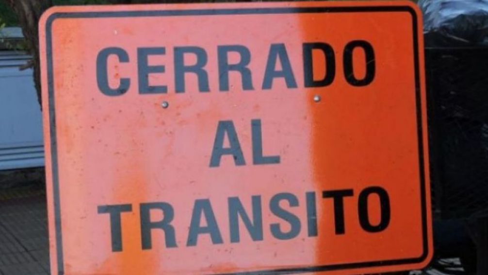 Corte de tránsito en Constitución por reparación de cañerías de agua