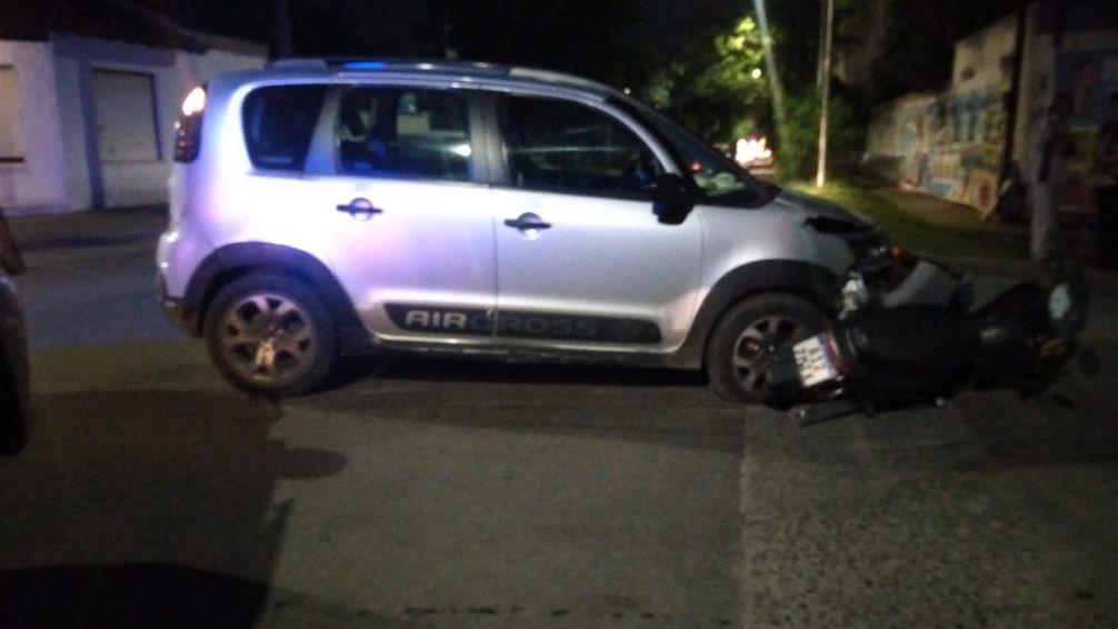 Choque en Figueroa y Pizzorno: una persona trasladada al hospital