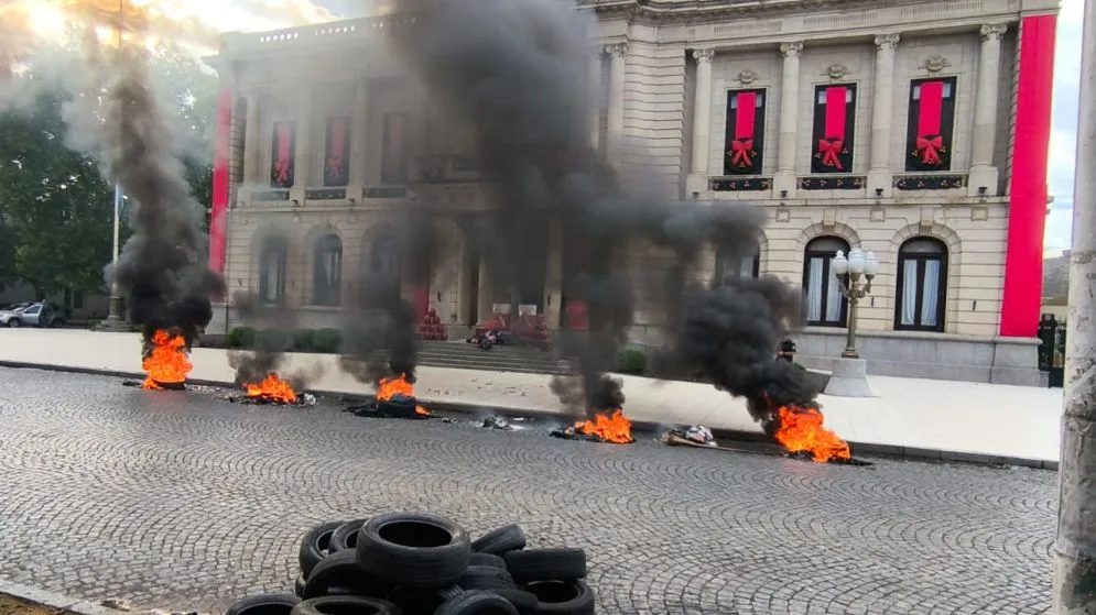Recolectores se manifiestan en el Municipio
