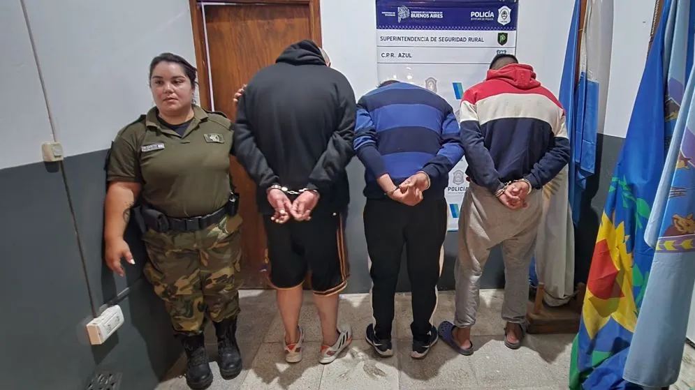 Tres hombres fueron detenidos en Azul por tenencia ilegal de armas de fuego