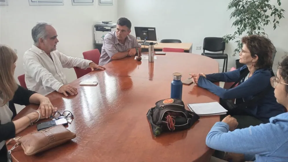 Encuentro en Tandil entre autoridades locales y de la Dirección Provincial de Agricultura